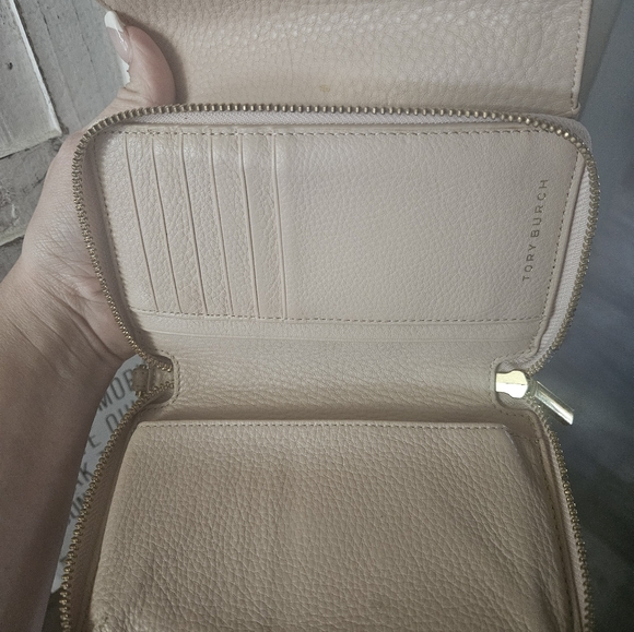 Tory Burch Blush Pebbled Leather Wristlet - Picture 6 of 6